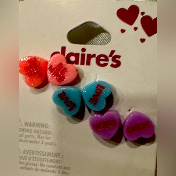 CLAIRE’S Valentine Sweetheart Set of Earrings - Picture 1 of 2